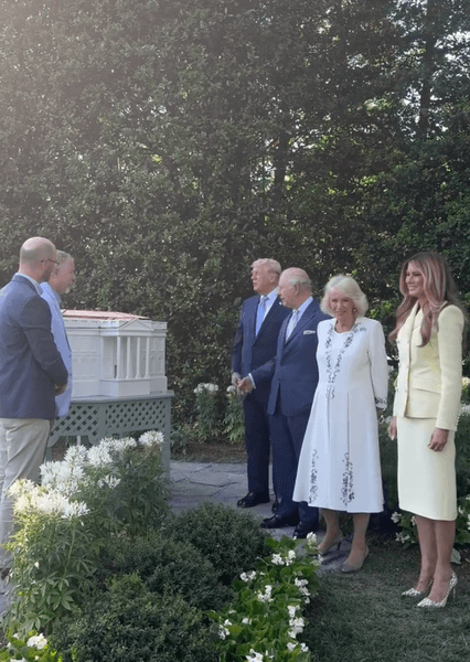 Камилла и Мелания образы Мелании Трамп